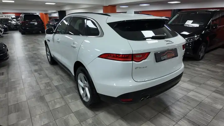 Jaguar F-Pace 2019, foto 4