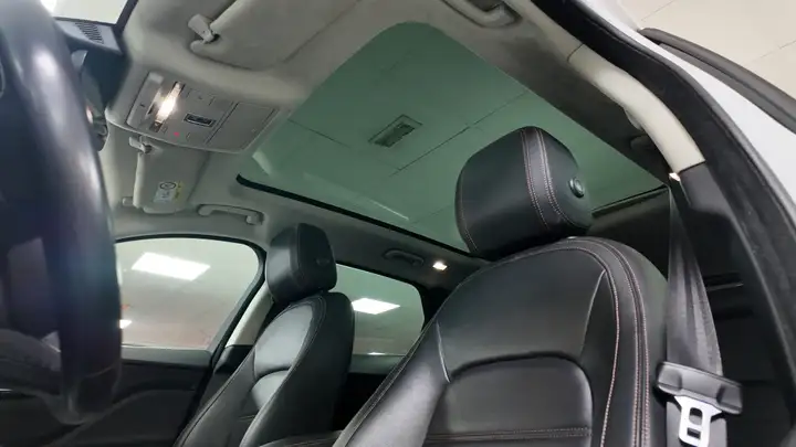 Jaguar F-Pace 2019, foto 22