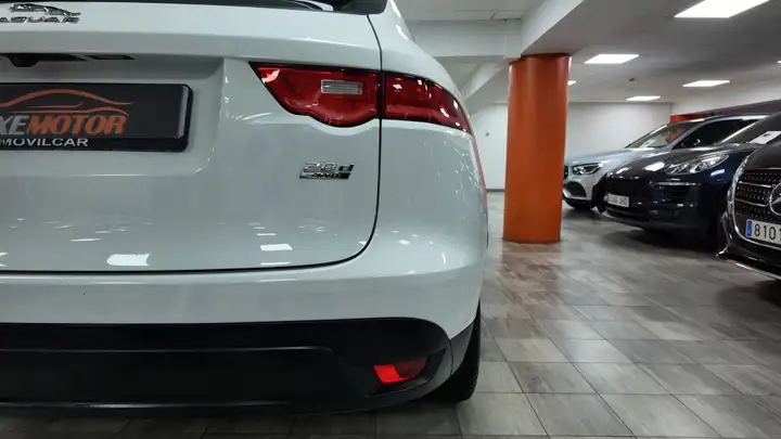Jaguar F-Pace 2019, foto 16