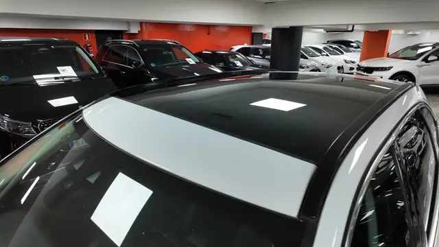 Jaguar F-Pace view 13