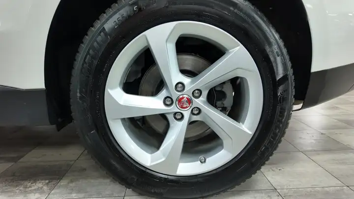 Jaguar F-Pace 2019, foto 14