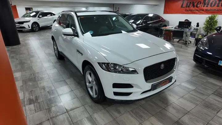 Jaguar F-Pace 2019, foto 8