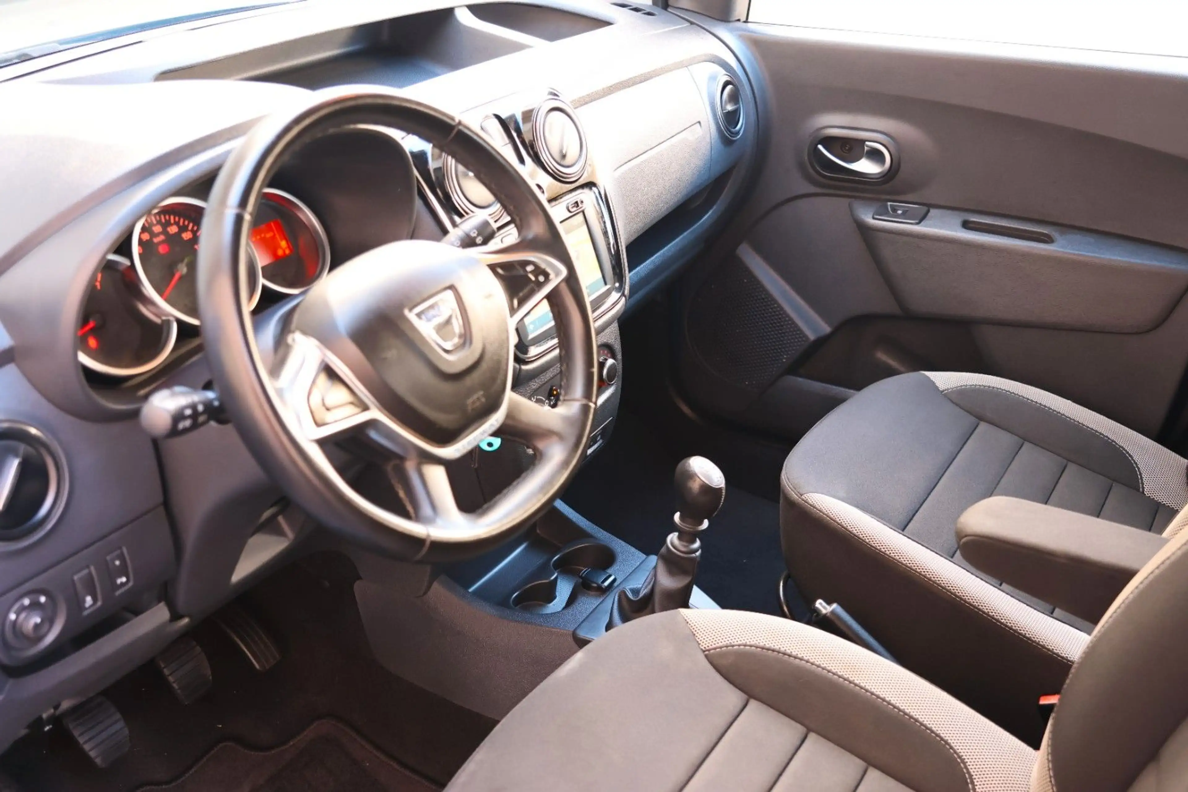 Dacia Dokker Stepway Plus 1.Hand Spur Navi Klima — photo 15
