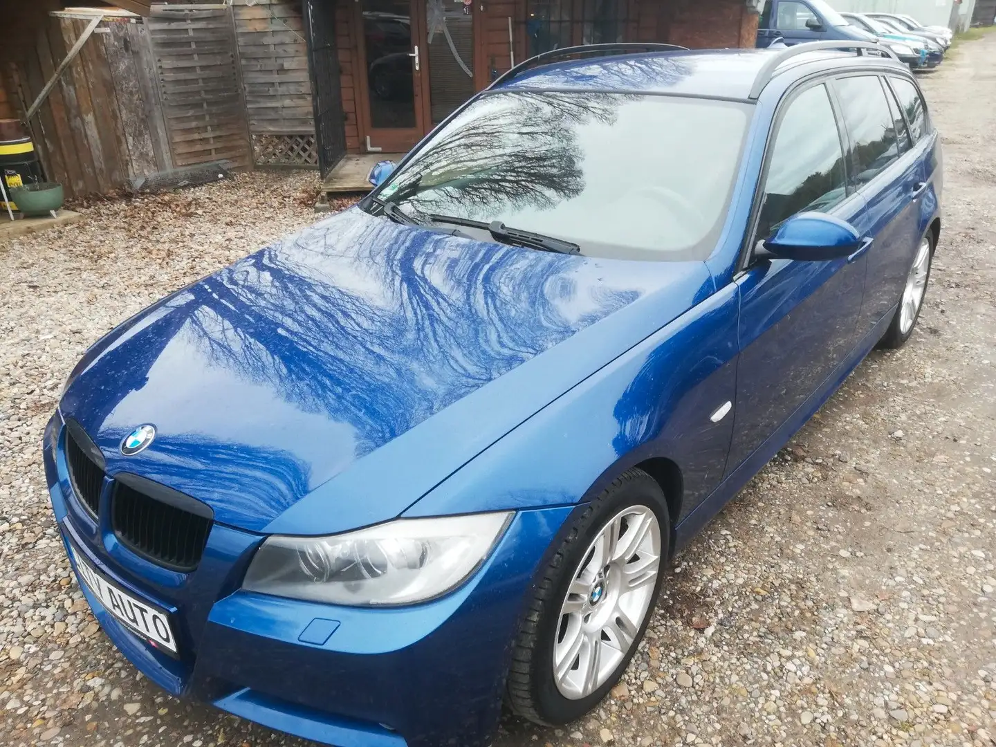 BMW 320 Baureihe 3 Touring 320i / M-Paket Blau - 1