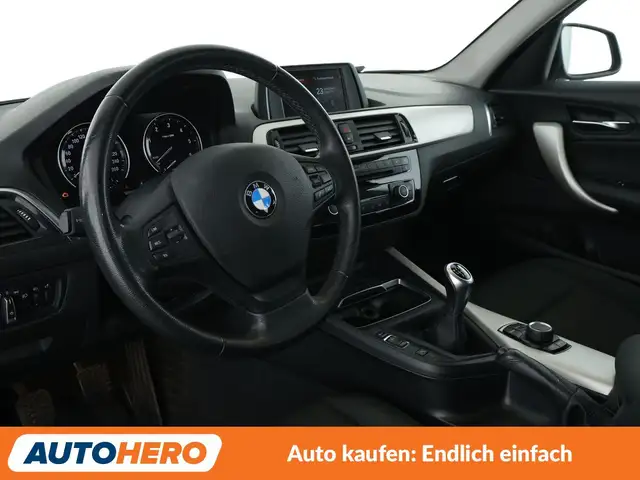 BMW 1 Series view 11