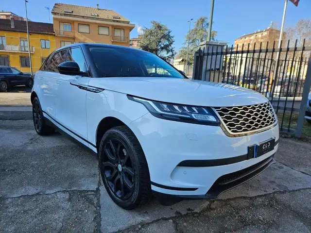 Land Rover Range Rover Velar view 3