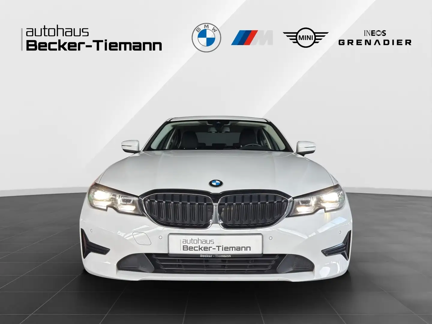 BMW 318 d Automatik/LivePro/CarPlay/DAB/PDC/Tempomat Weiß - 2