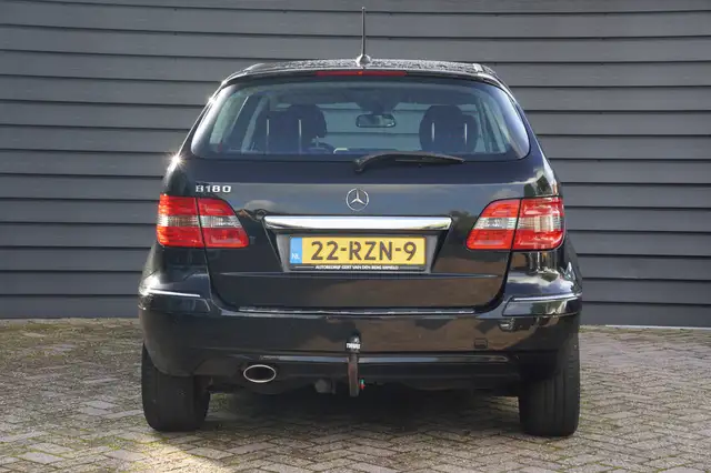 Mercedes-Benz B-Class view 18