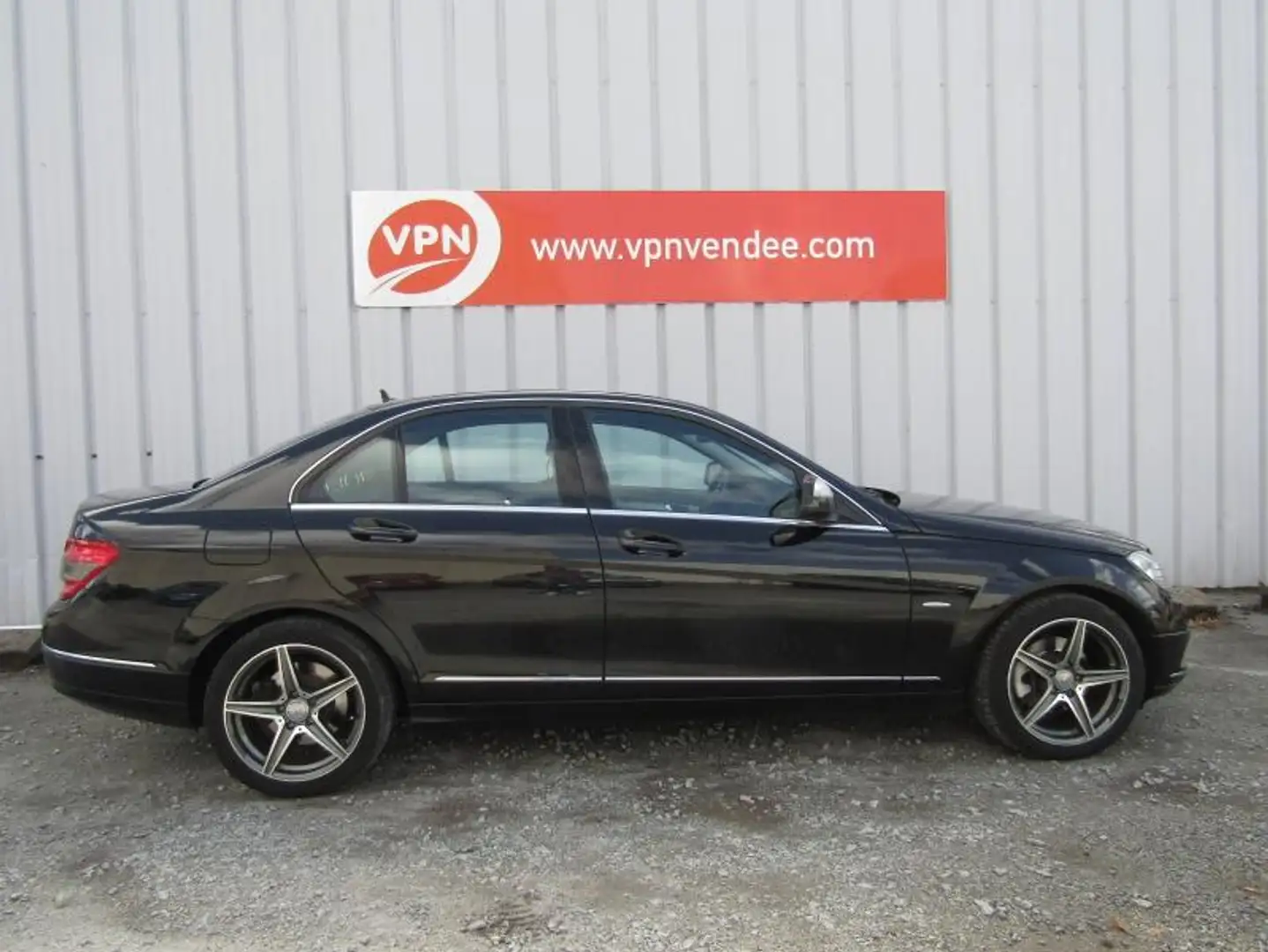 Mercedes-Benz C 200 200K Avantgarde BA Schwarz - 2