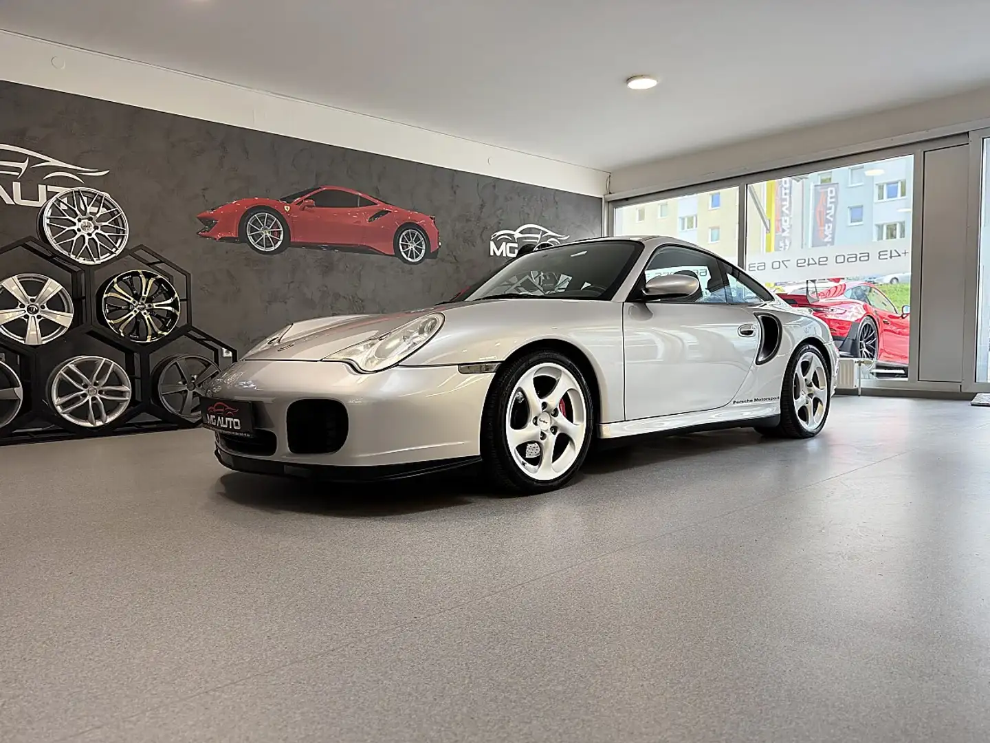 Porsche 911 Turbo Grau - 1