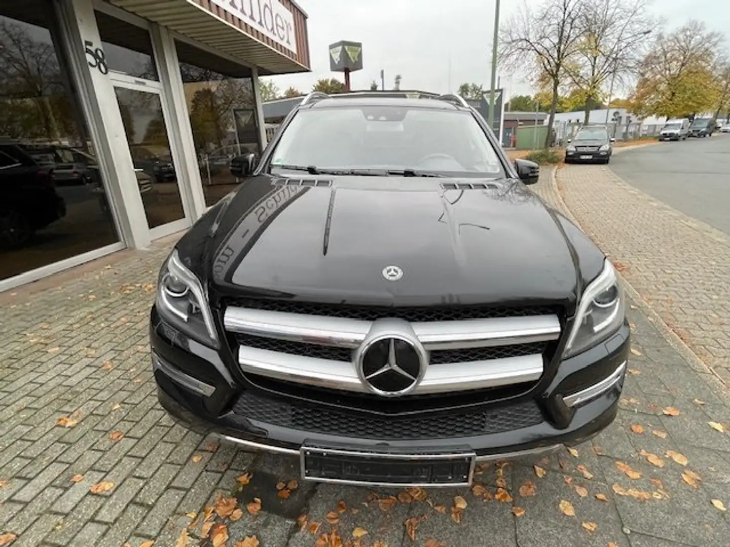 Mercedes-Benz GL 350 GL 350 BlueTec 4Matic (166.824) Schwarz - 2