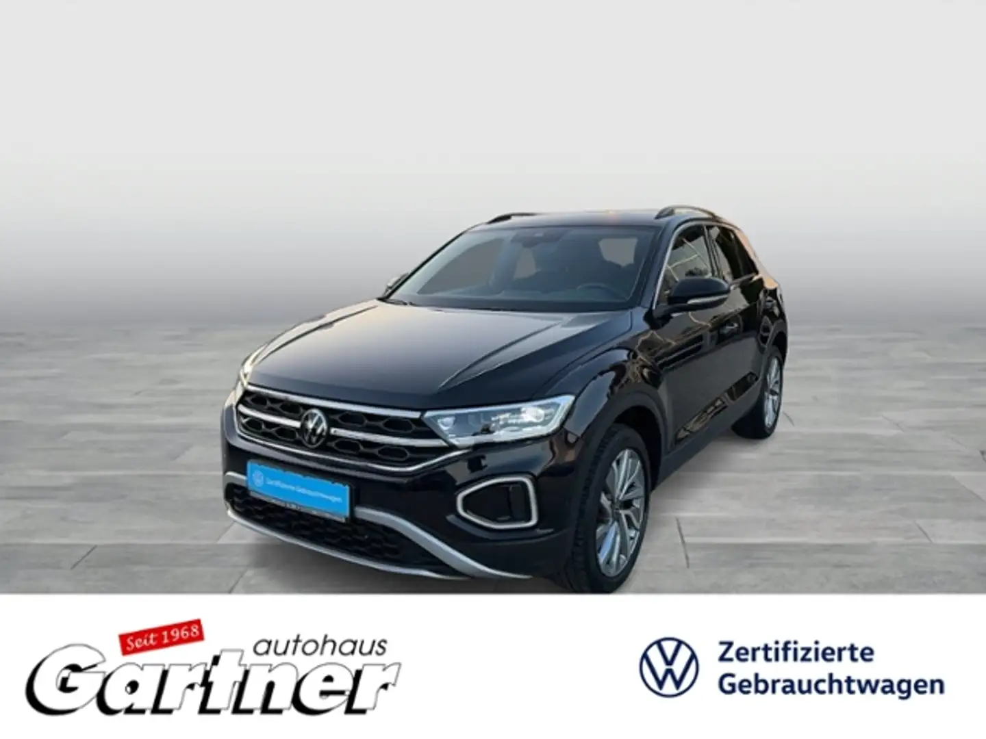 Volkswagen T-Roc MOVE 1.0 TSI NAVI MATRIX APP-CON REAR VIEW PDC AC Zwart - 1