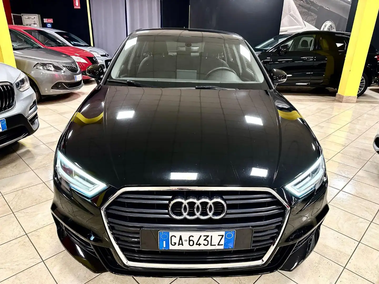 Audi A3 SPB 35 TDI S tronic S LINE UNIPRO Noir - 2