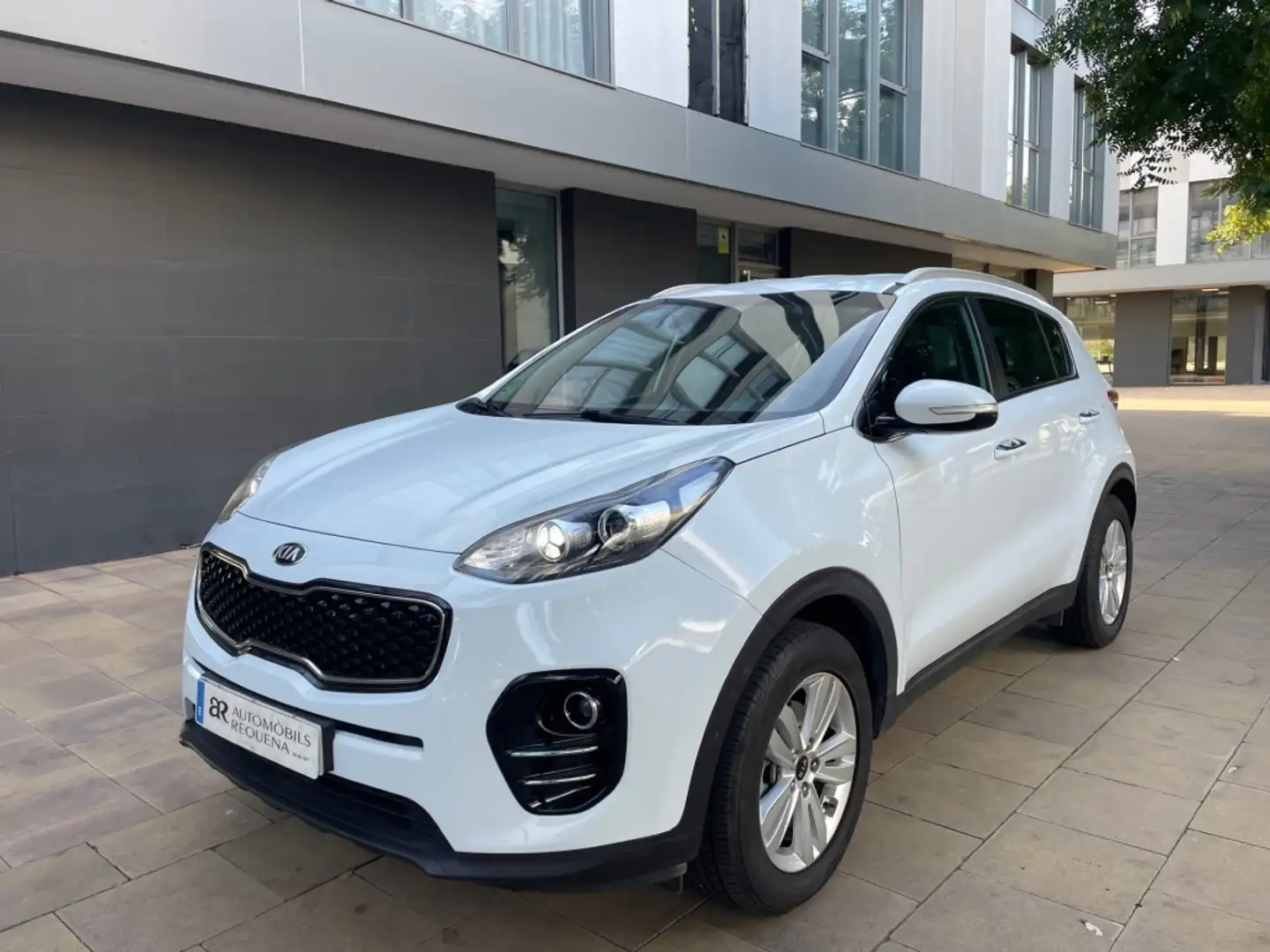 Kia Sportage 1.6 GDi Drive 4x2 Blanc - 1
