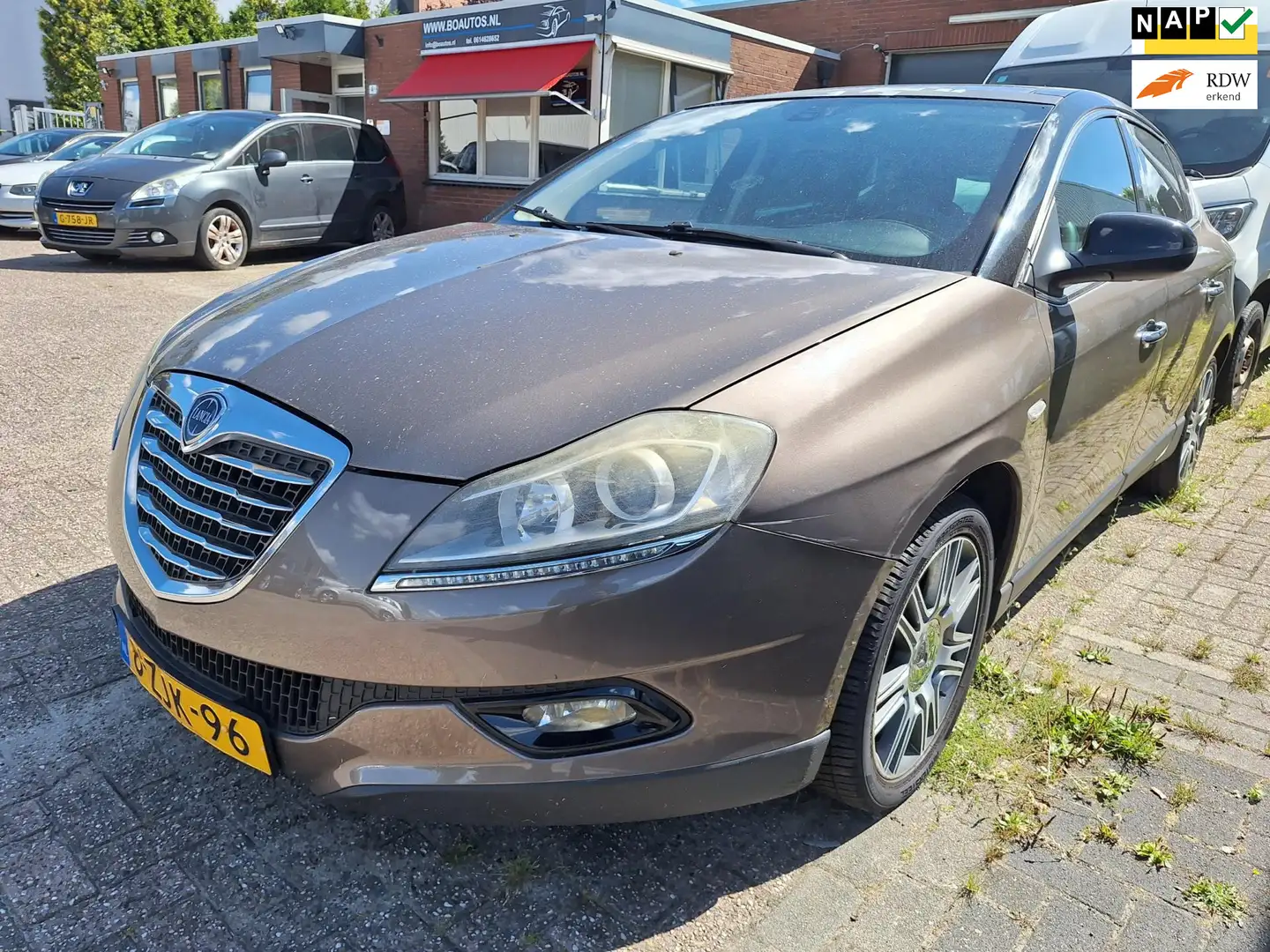 Lancia Delta 2.0-16V Gold Bruin - 1