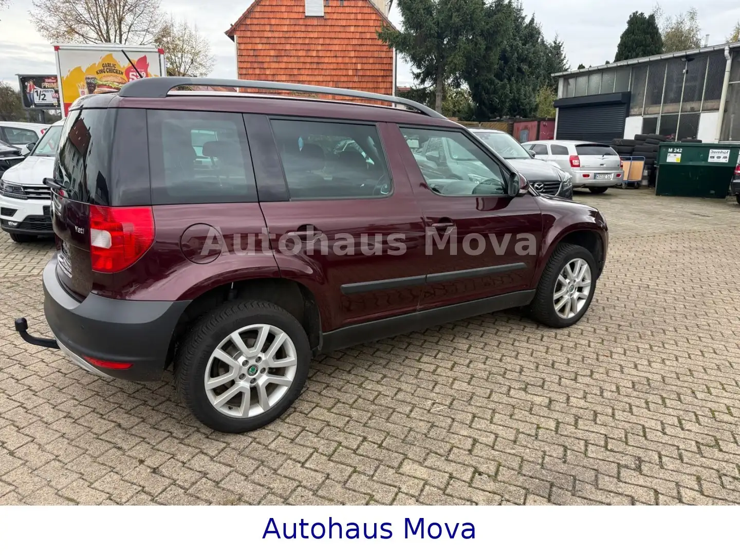 Skoda Yeti Ambition Plus Edition Rouge - 2