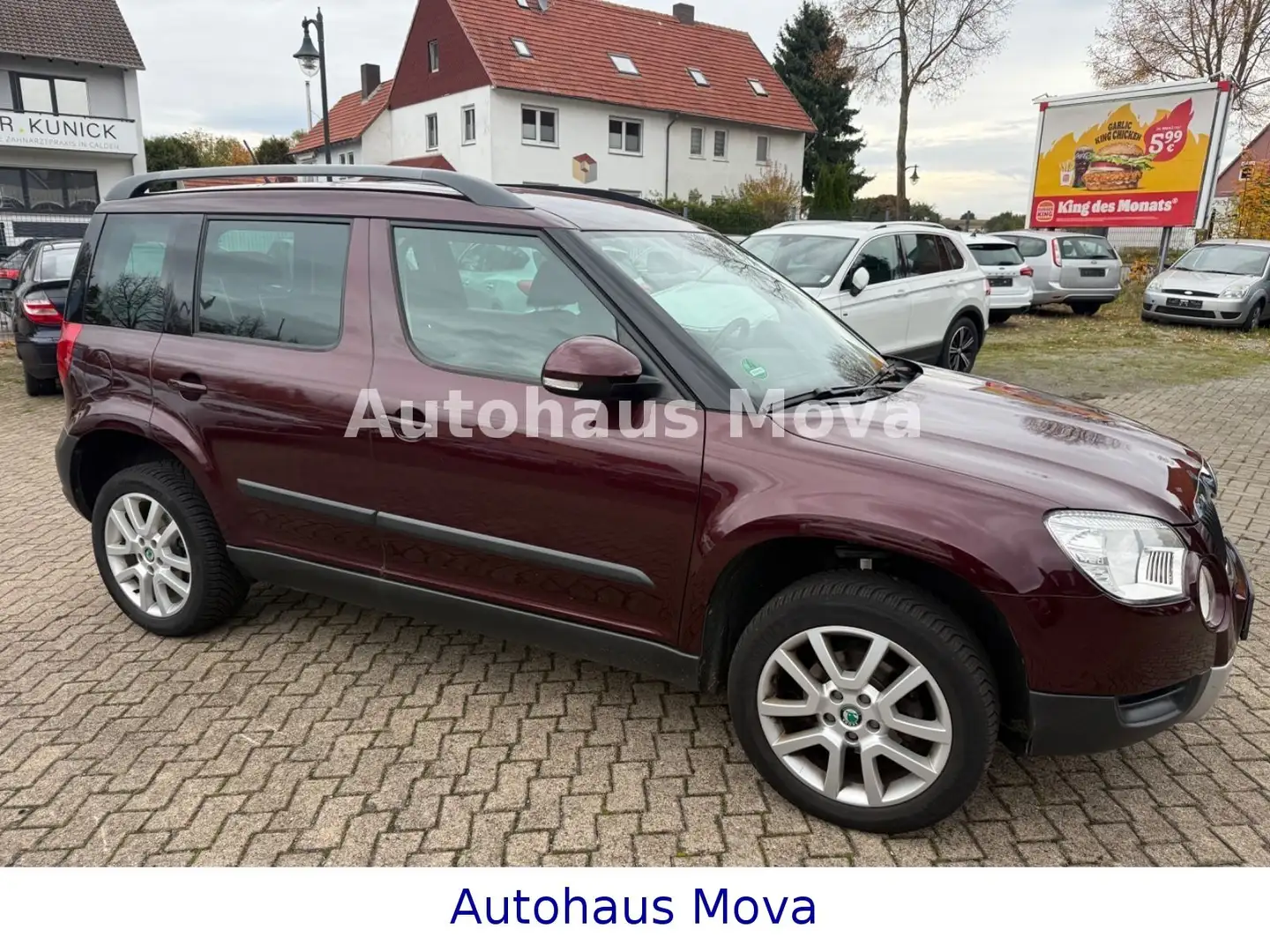 Skoda Yeti Ambition Plus Edition Червоний - 1