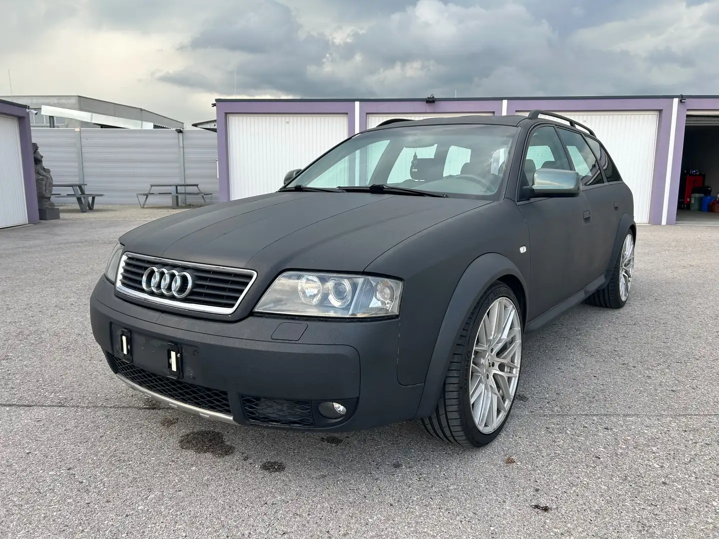 Audi A6 allroad A6 Allroad quattro tiptronic 2,7 T Schwarz - 1