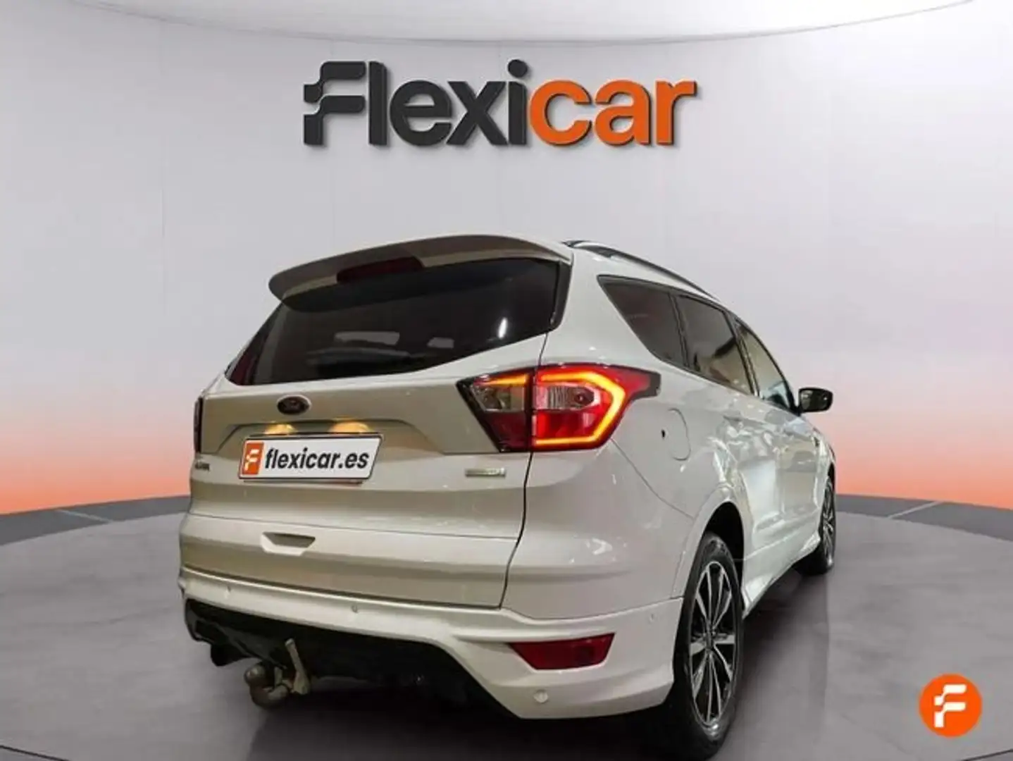 Ford Kuga 1.5 EcoB. S&S ST-Line 4x4 Aut. 180 Blanc - 2