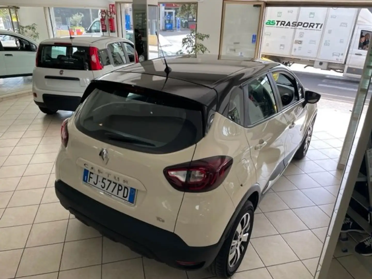 Renault Captur Captur 0.9 tce Zen (live) 90cv E6 Bianco - 2