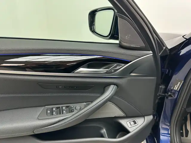 BMW M view 28