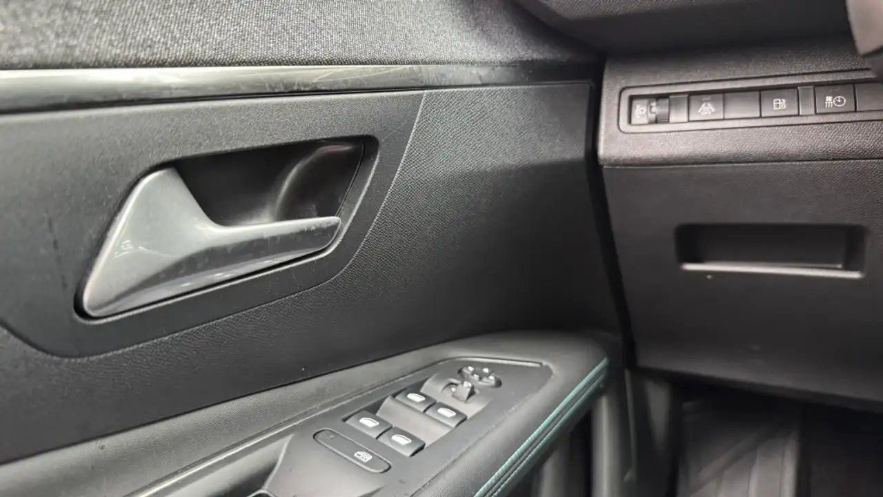 Peugeot 3008 1.6 HYbrid 225 Allure Camera Cruise Control, миниатюра 19