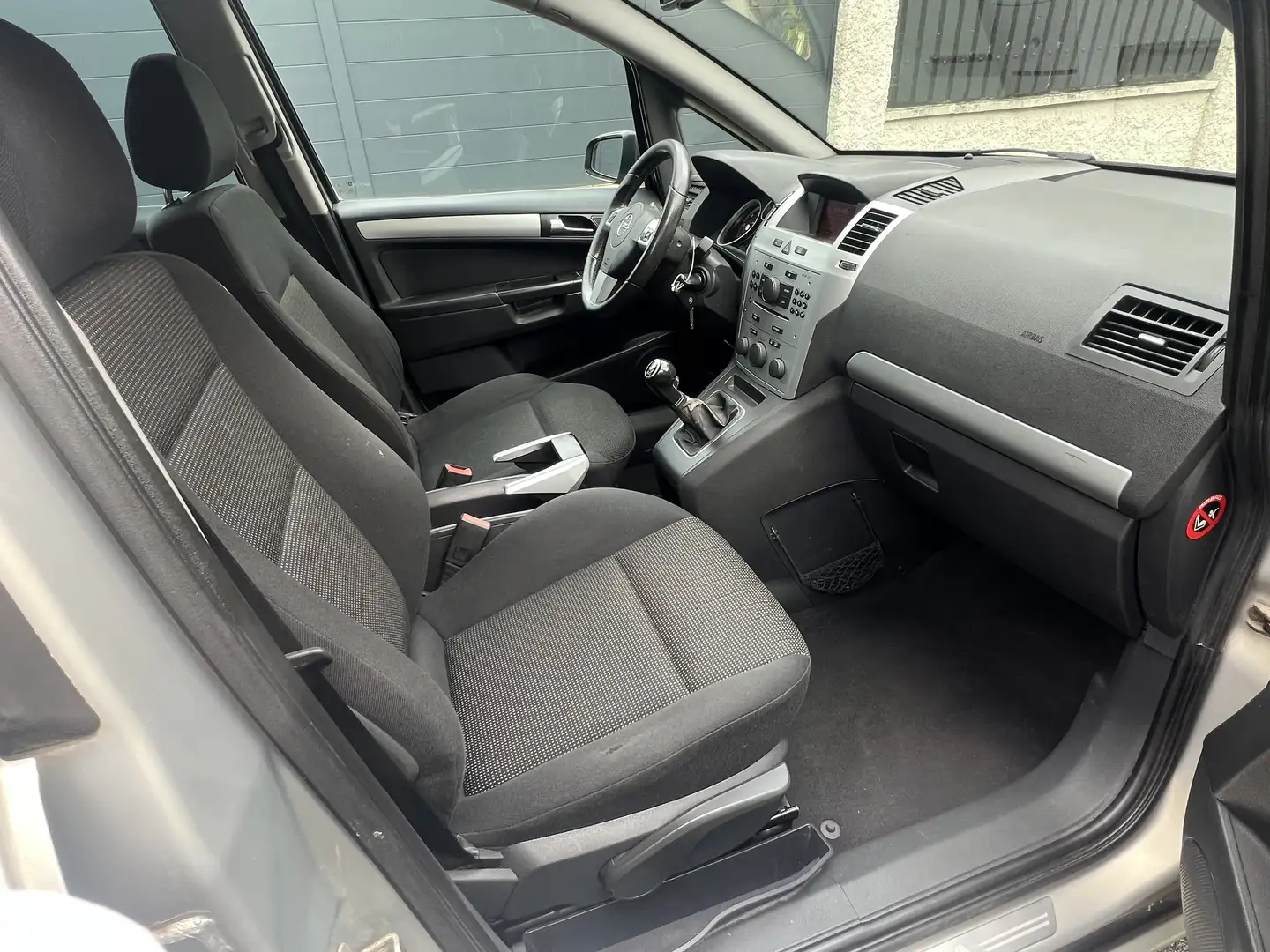Opel Zafira 1.9 CDTI - 150 ch FAP Cosmo Pack - 2