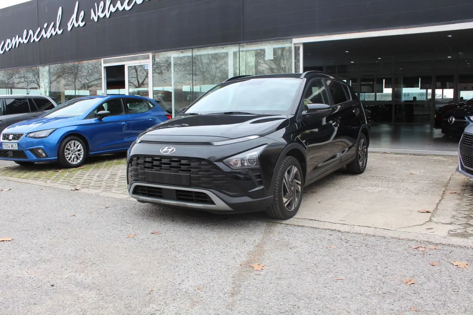 Hyundai BAYON 1.0 TGDI 74kW (100CV) 48V Maxx DCT Negro - 1