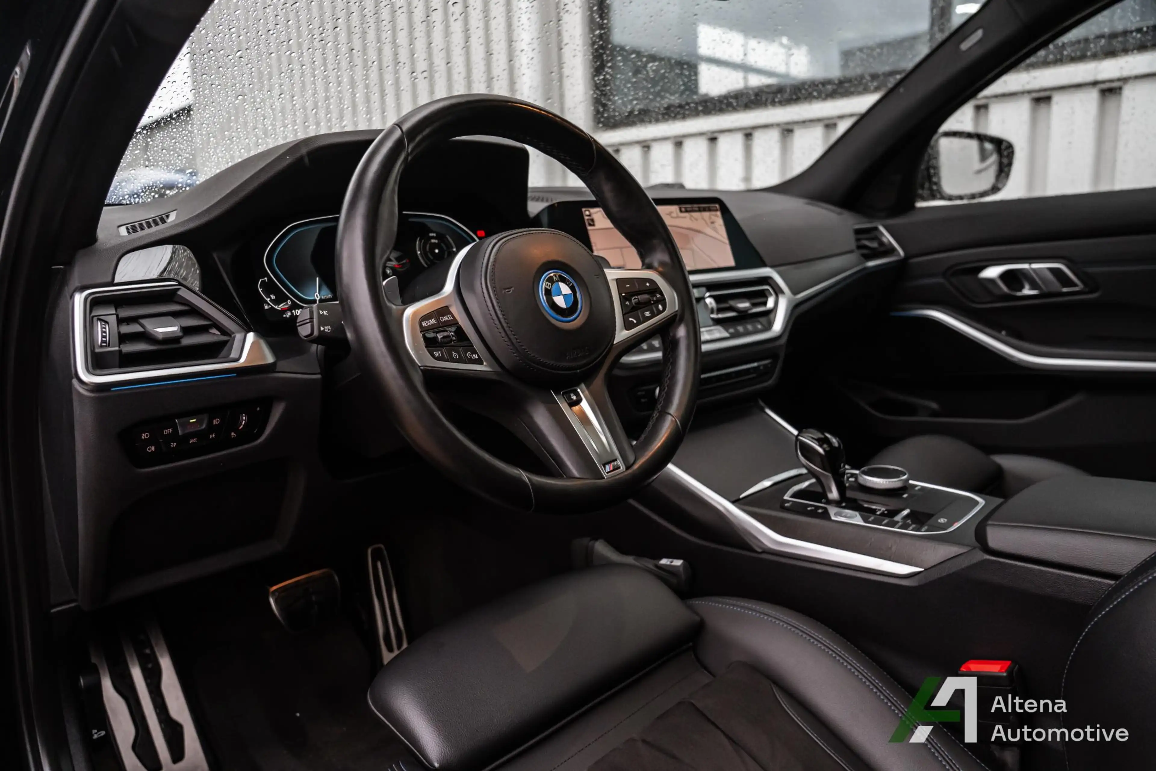 BMW 330 3-serie Touring 330e xDrive Business Edition Plus — photo 10