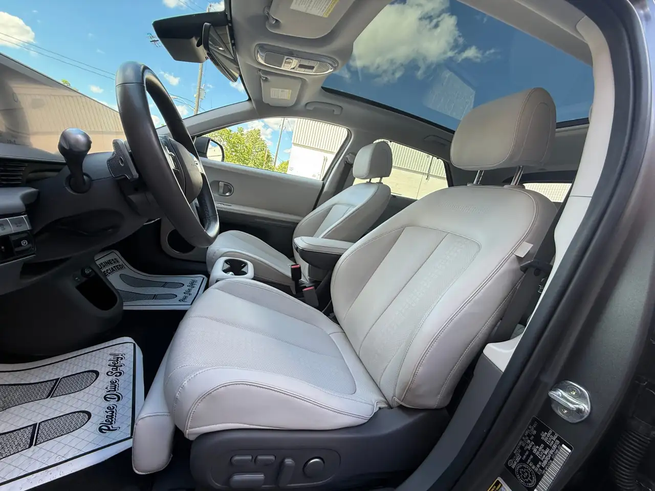 Hyundai IONIQ 5 снимка Hyundai IONIQ 5