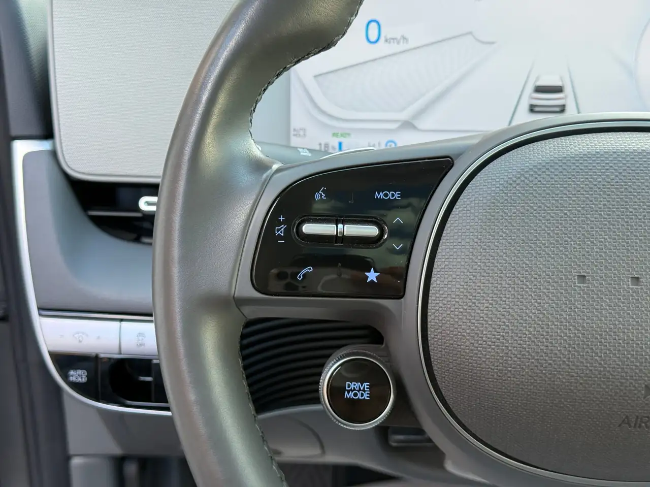 Hyundai IONIQ 5 снимка Hyundai IONIQ 5