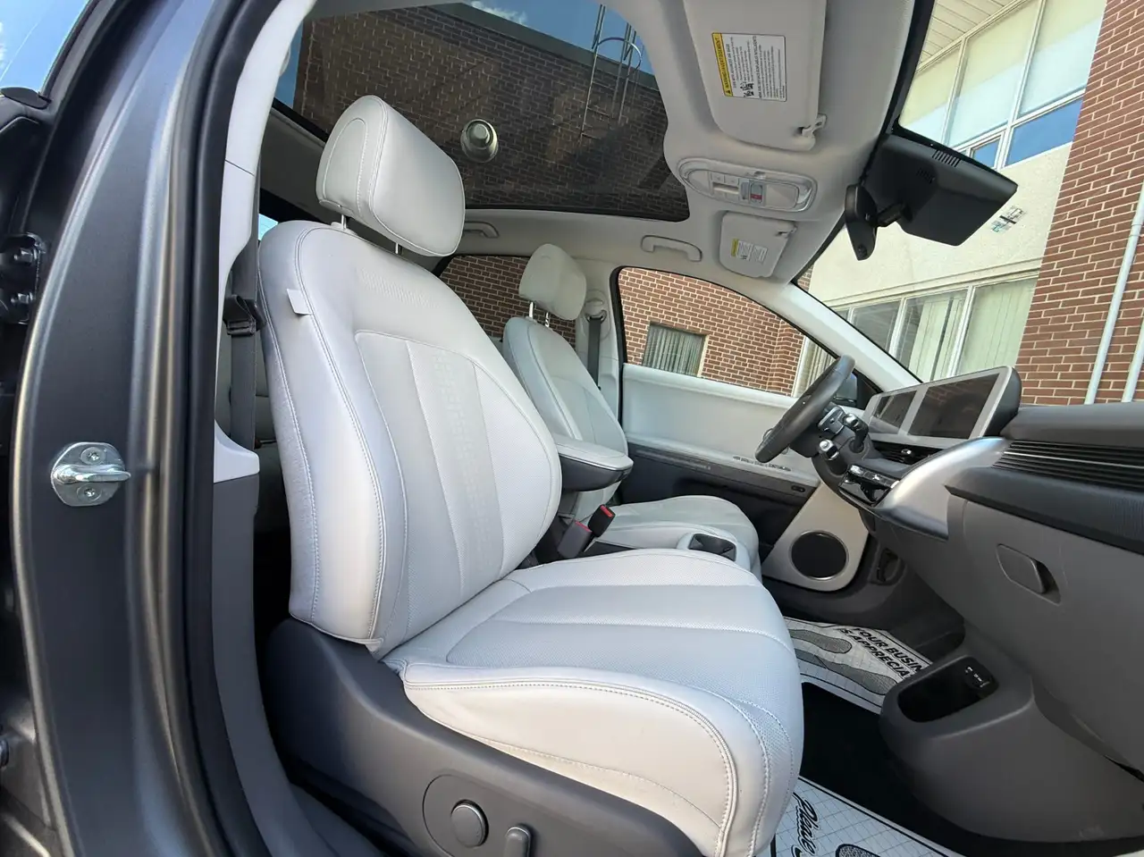 Hyundai IONIQ 5 снимка Hyundai IONIQ 5