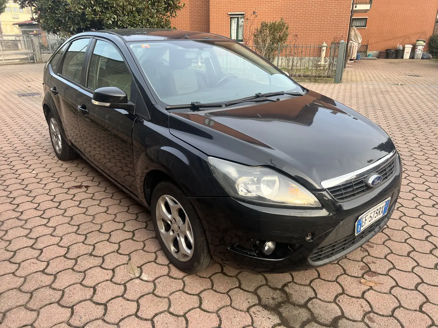 Ford Focus 5P 1.6 TITANIUM GPL 115CV (GPL 12/2030) Grigio - 2