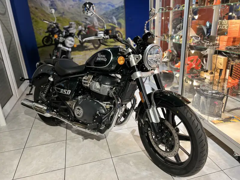 Royal Enfield Super Meteor 650 - foto 7