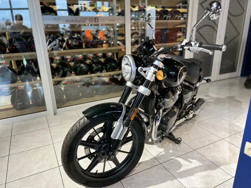 Royal Enfield Super Meteor 650 - foto 2
