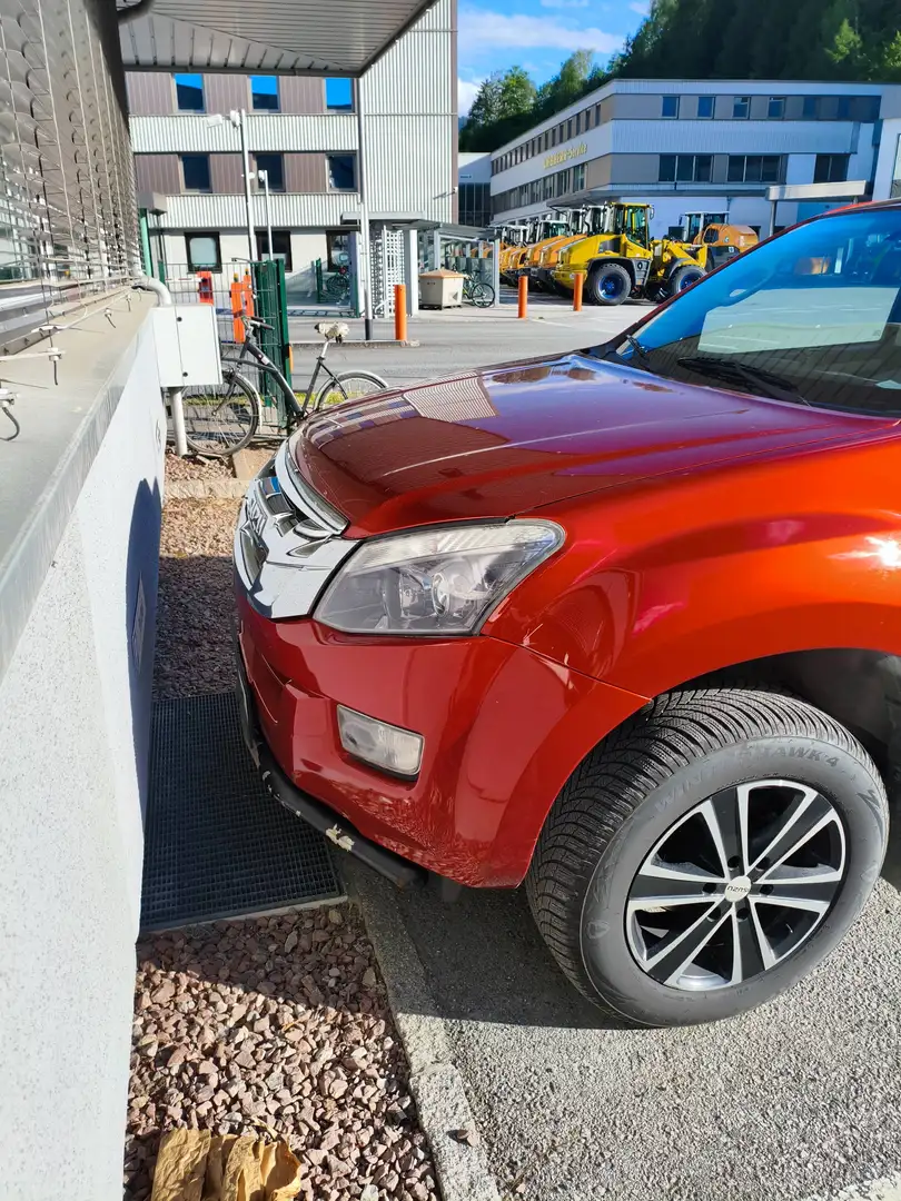 Isuzu D-Max LS Orange - 2