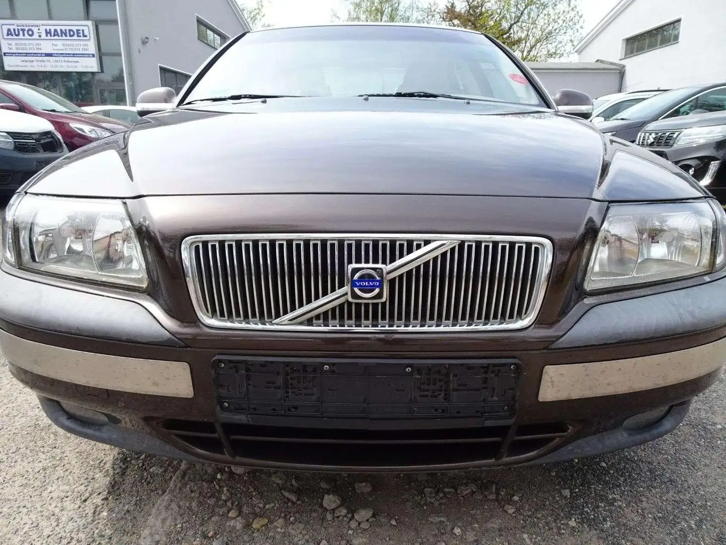 Volvo S80 2.4 103kW, AUTOMATIK-KLIMATRONIC-TEMPOMAT-CD Braun - 2