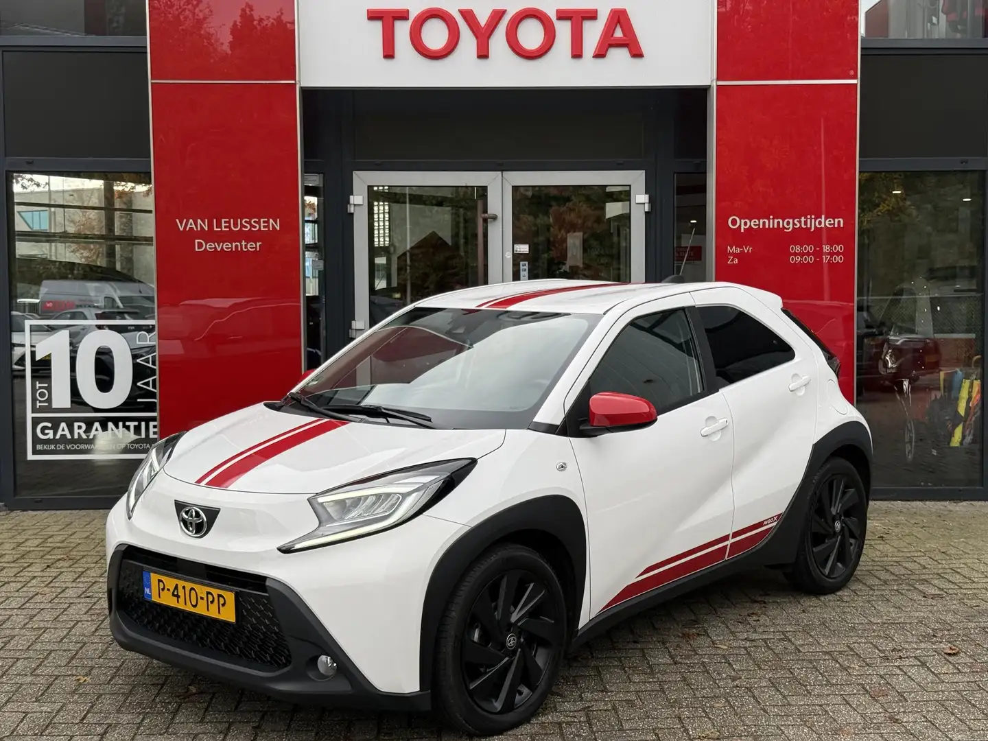 Toyota Aygo X FIRST NL-AUTO RED-PACK 18"LM-VELGEN APPLE/ANDROID Blanc - 1