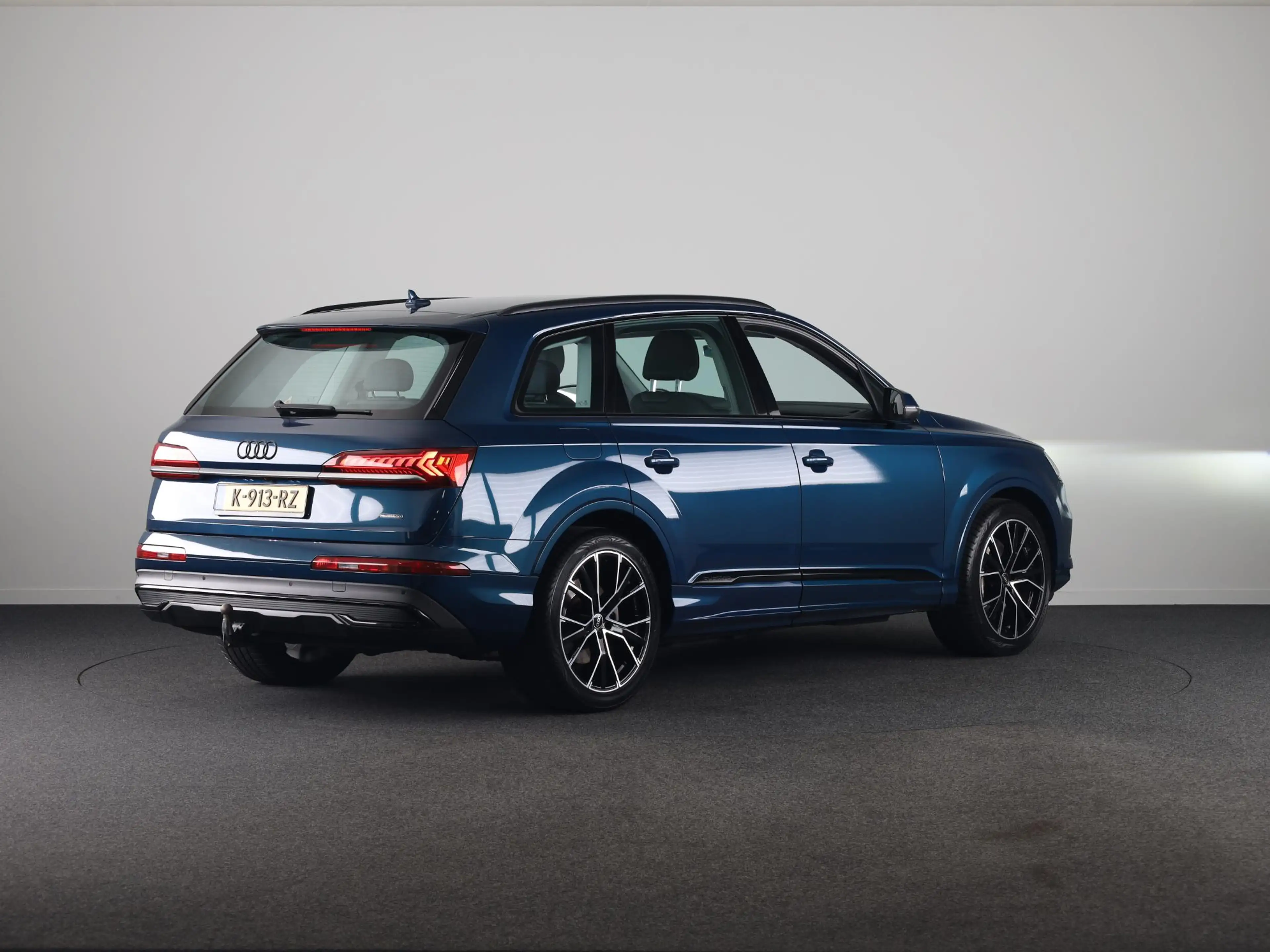 Audi Q7 55 TFSI e quattro Pro Line 367pk | Trekhaak | Park — photo 4