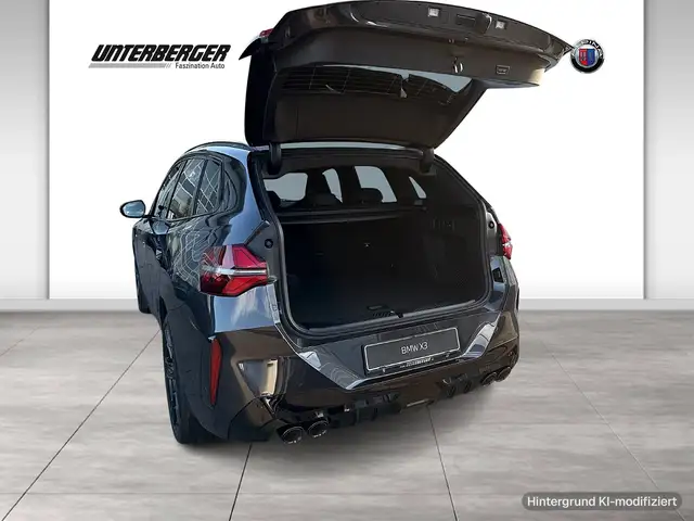 BMW X3 M view 12