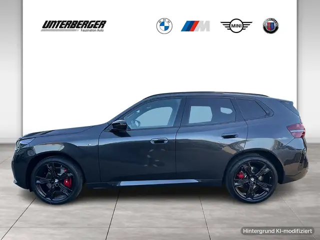 BMW X3 M view 3