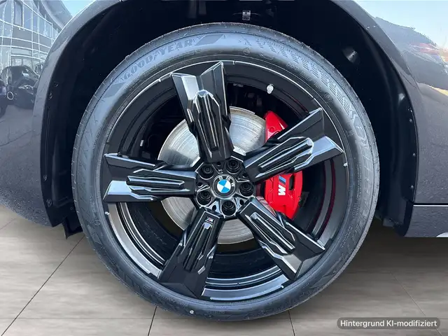 BMW X3 M view 6