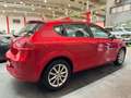 SEAT Leon 1.6TDI CR Reference 90 Rood - thumbnail 4