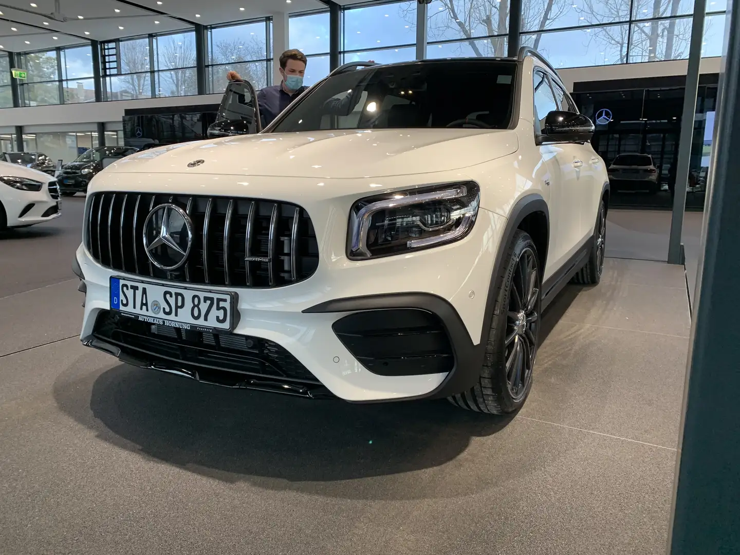 Mercedes-Benz GLB 35 AMG GLB 35 AMG 4Matic, 8-fach, Garantie Weiß - 2