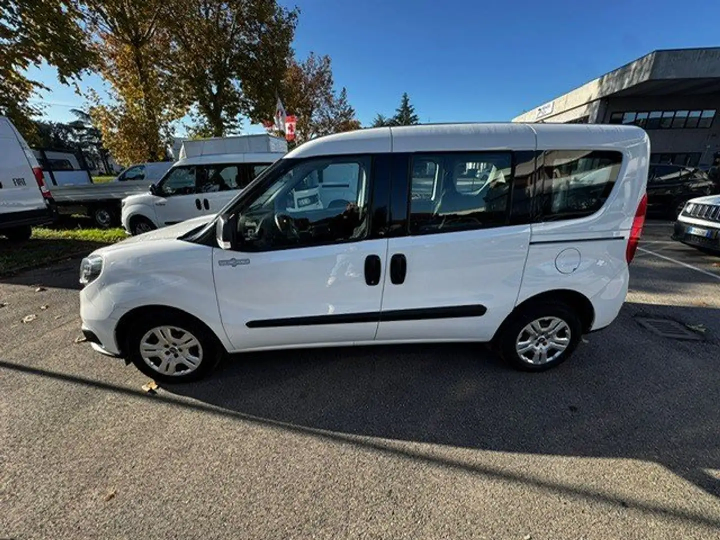Fiat Doblo Doblo 1.6 mjt 16v Lounge s Weiß - 1