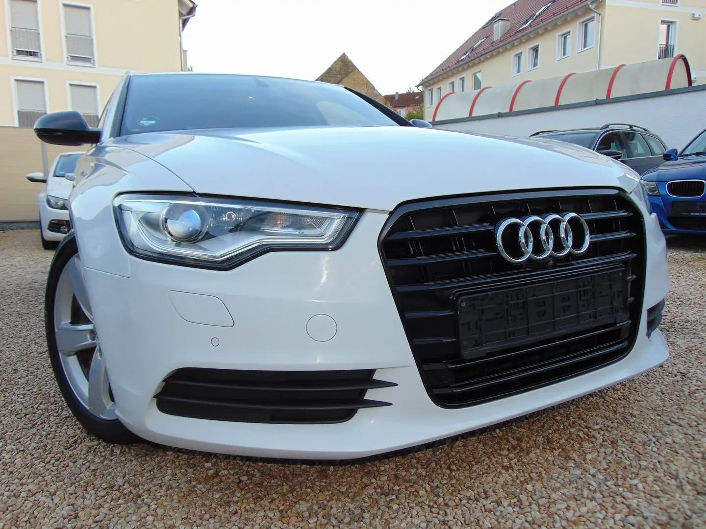 Audi A6 Avant 3.0 TDI Automatik |Kamera|BOSE|Keyless-Go| Weiß - 1