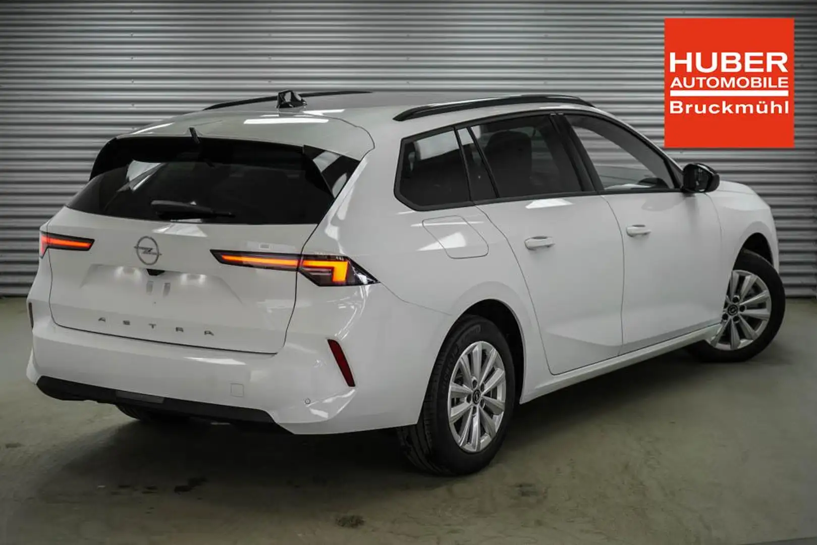 Opel Astra Sports Tourer 1,2 MT Edition - LAGER -LAG. 96 k... Weiß - 2