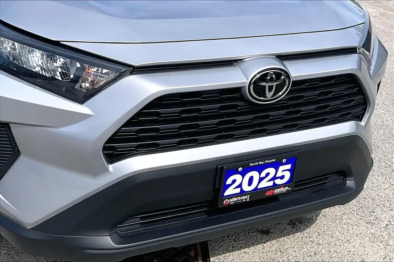 Toyota RAV 4 снимка Toyota RAV 4