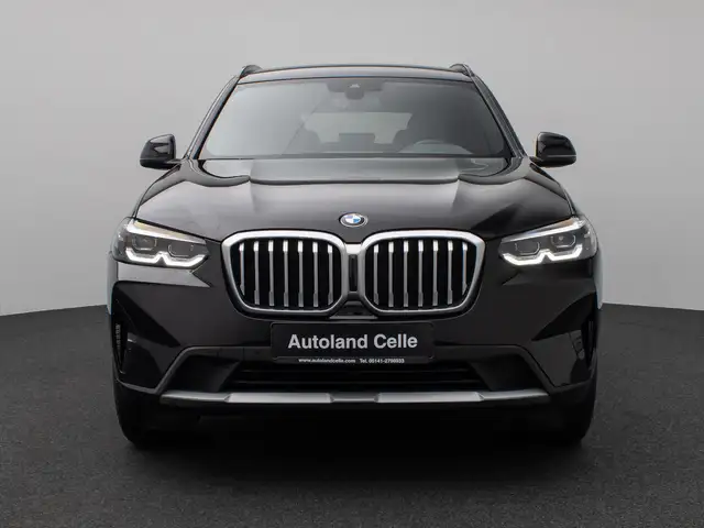 BMW X3 view 2
