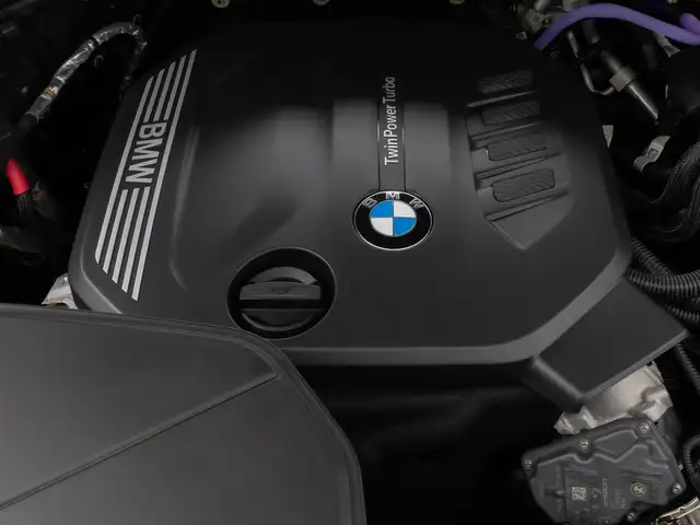 BMW X3 view 13